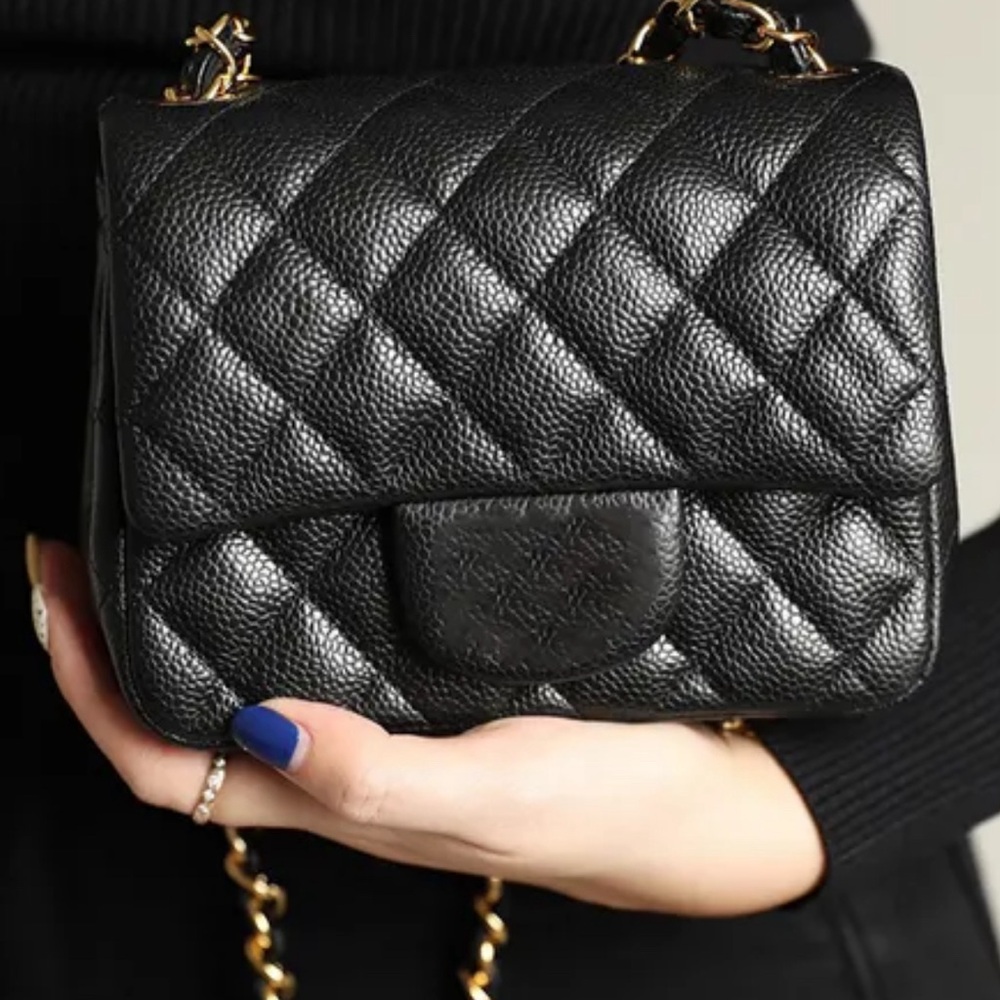 ❌SOLD❌ Quilted Mini CC Mirror Quality